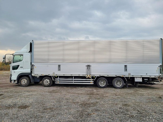 日野プロフィアアルミウイング大型（10t）[写真06]