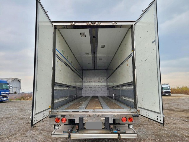 日野プロフィアアルミウイング大型（10t）[写真08]