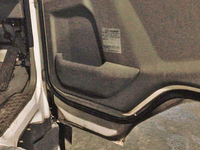 三菱ふそうファイターアルミブロック中型（4t）[写真22]