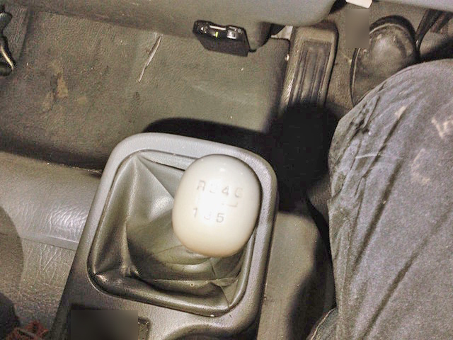 三菱ふそうファイターアルミブロック中型（4t）[写真25]