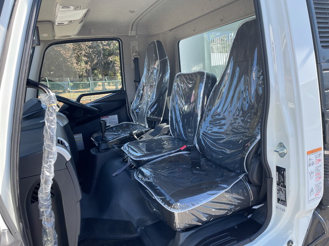 三菱ふそうファイターダンプ中型（4t）[写真29]