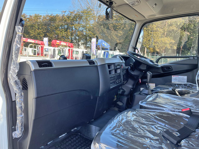 三菱ふそうファイターダンプ中型（4t）[写真30]