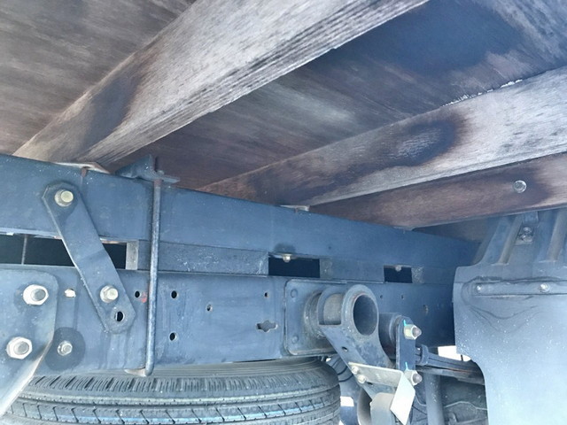 三菱ふそうキャンタークレーン5段小型（2t・3t）[写真23]