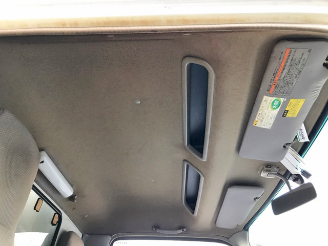 日野デュトロ冷凍車（冷蔵車）小型（2t・3t）[写真33]