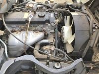 三菱ふそうキャンターガッツ平ボディ小型（2t・3t）[写真16]