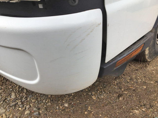 三菱ふそうキャンターガッツ平ボディ小型（2t・3t）[写真08]