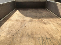 三菱ふそうキャンターガッツ平ボディ小型（2t・3t）[写真09]