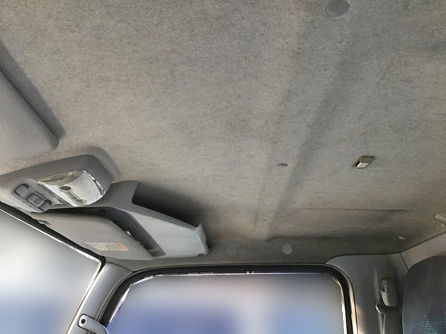 三菱ふそうキャンター平ボディ小型（2t・3t）[写真16]