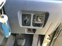 三菱ふそうキャンター平ボディ小型（2t・3t）[写真22]