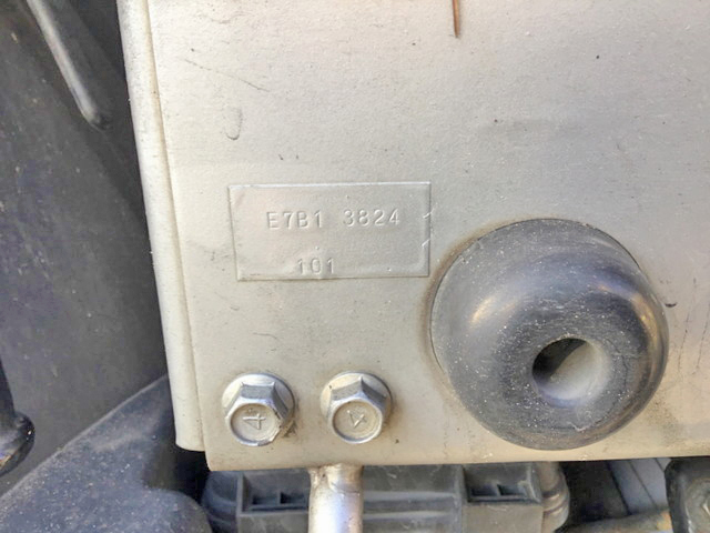 三菱ふそうキャンター平ボディ小型（2t・3t）[写真07]