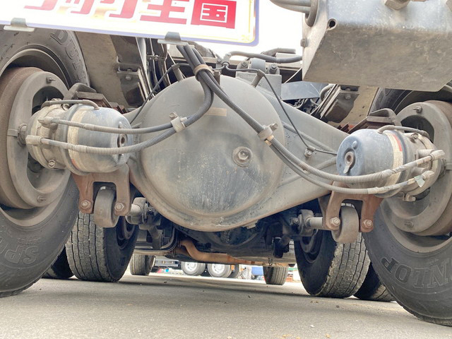 三菱ふそうスーパーグレートトレーラーヘッド（トラクターヘッド）大型（10t）[写真22]