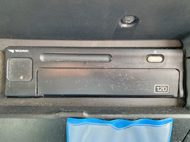 三菱ふそうスーパーグレートトレーラーヘッド（トラクターヘッド）大型（10t）[写真38]