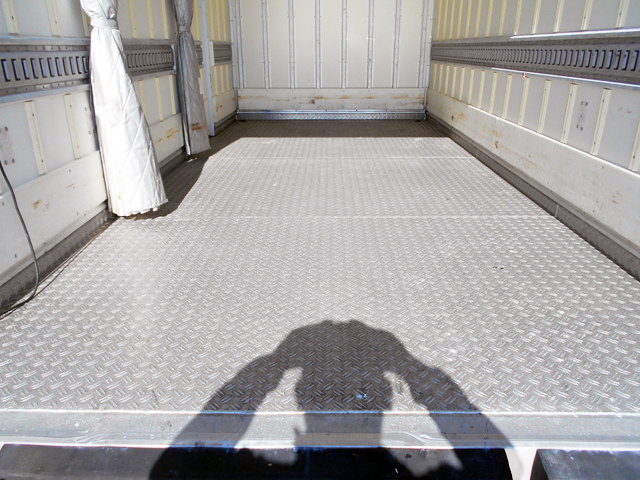 日野デュトロ冷凍車（冷蔵車）小型（2t・3t）[写真08]