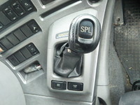 UDトラックスクオントレーラーヘッド（トラクターヘッド）大型（10t）[写真32]