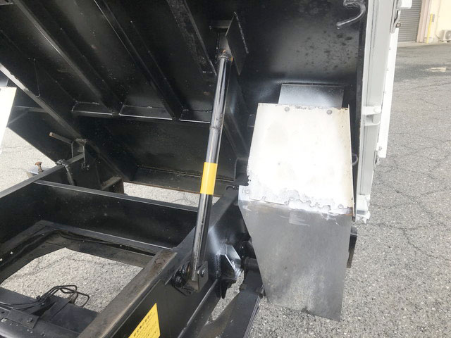 日産アトラスダンプ小型（2t・3t）[写真16]