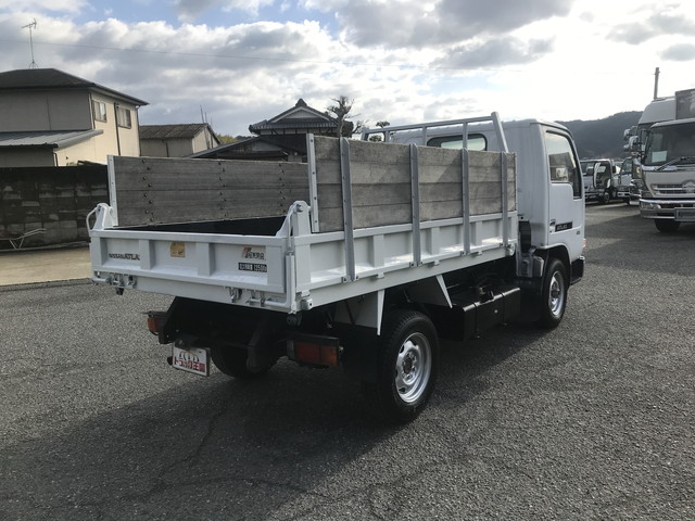 日産アトラスダンプ小型（2t・3t）[写真02]