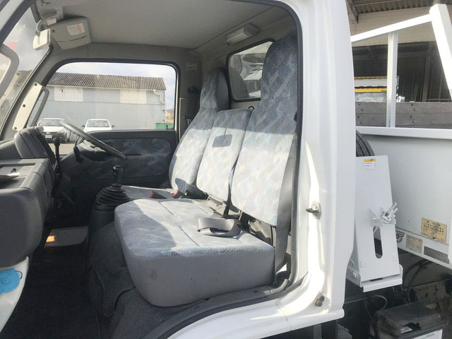 日産アトラスダンプ小型（2t・3t）[写真29]