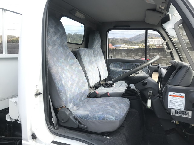 日産アトラスダンプ小型（2t・3t）[写真30]