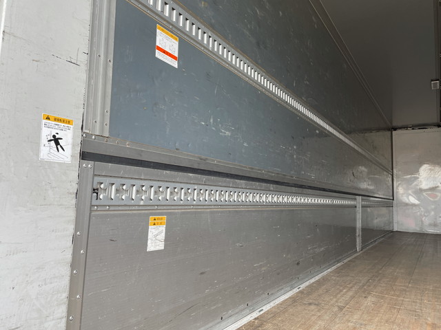 三菱ふそうスーパーグレートパネルウイング大型（10t）[写真11]