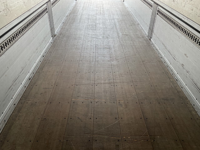 三菱ふそうスーパーグレートパネルウイング大型（10t）[写真14]