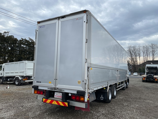 三菱ふそうスーパーグレートパネルウイング大型（10t）[写真02]