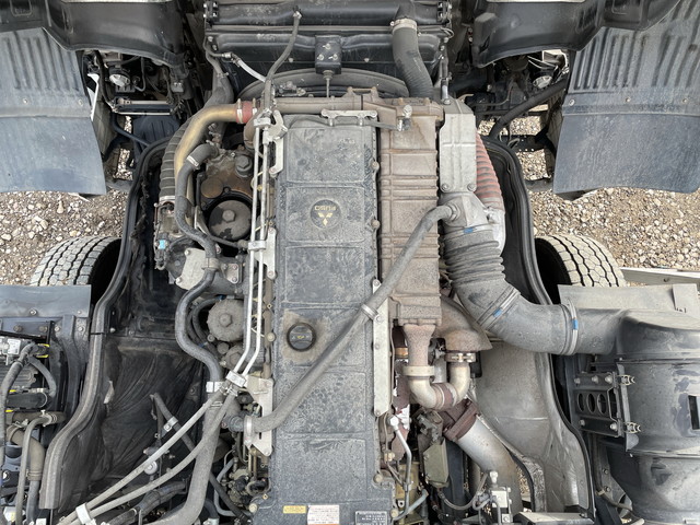 三菱ふそうスーパーグレートパネルウイング大型（10t）[写真21]