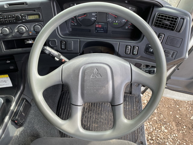 三菱ふそうスーパーグレートパネルウイング大型（10t）[写真36]