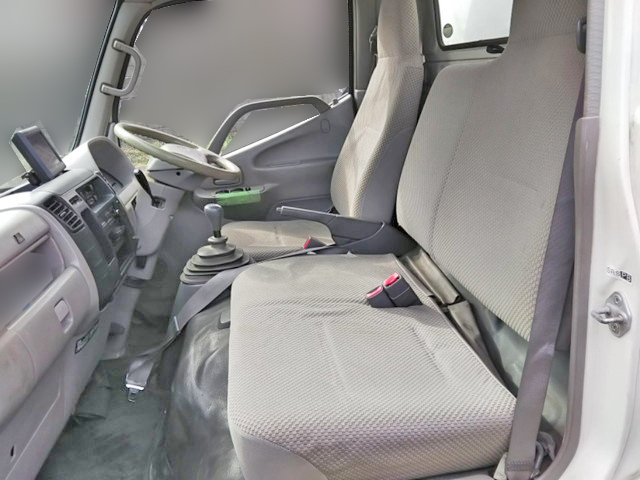 トヨタダイナパネルバン小型（2t・3t）[写真29]