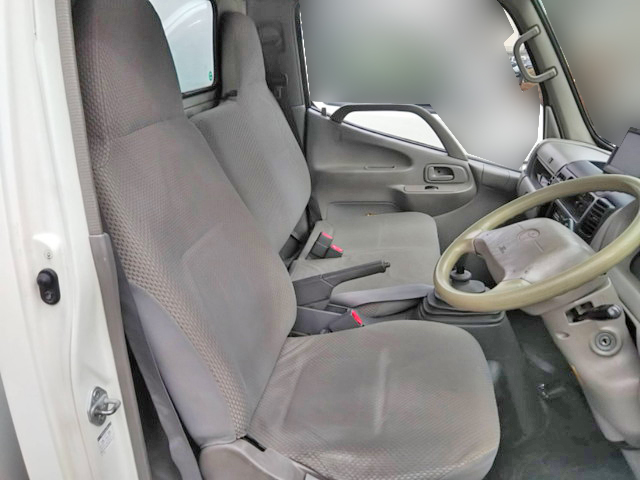 トヨタダイナパネルバン小型（2t・3t）[写真30]