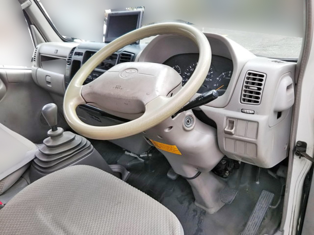 トヨタダイナパネルバン小型（2t・3t）[写真31]