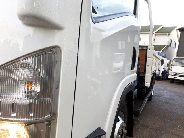 いすゞエルフクレーン6段小型（2t・3t）[写真05]