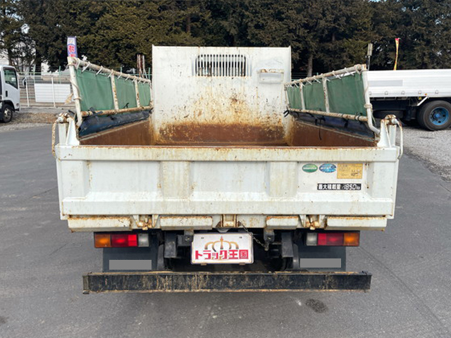 三菱ふそうキャンターダンプ小型（2t・3t）[写真10]