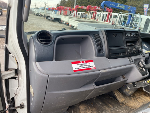 三菱ふそうキャンターダンプ小型（2t・3t）[写真31]