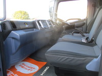 日野レンジャーユニック4段中型（4t）[写真26]