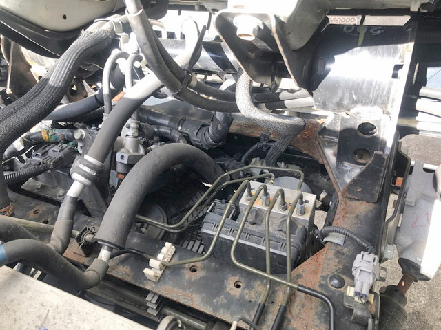 いすゞエルフ平ボディ小型（2t・3t）[写真15]