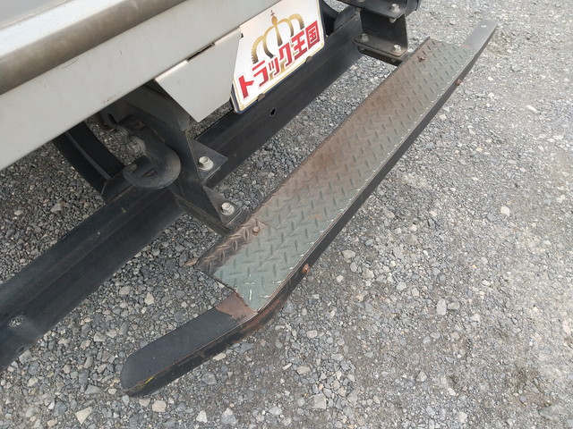 トヨタダイナアルミバン小型（2t・3t）[写真10]