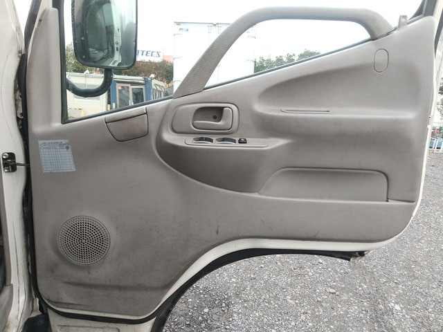 トヨタダイナアルミバン小型（2t・3t）[写真25]