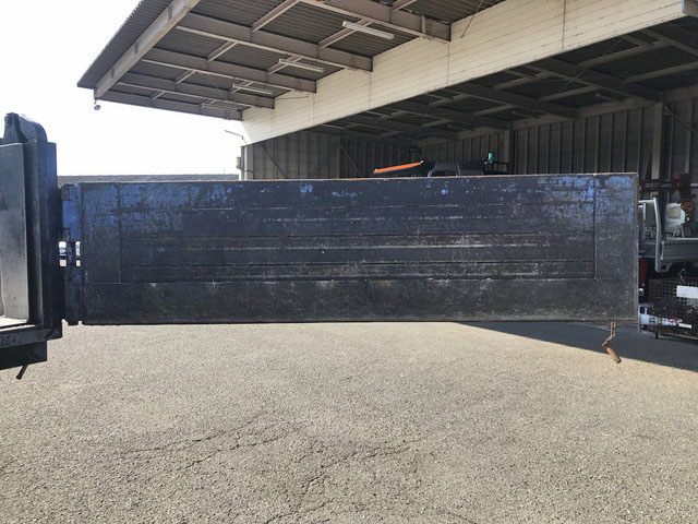 三菱ふそうファイター深ダンプ（土砂禁ダンプ）中型（4t）[写真17]