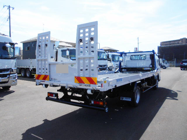 三菱ふそうキャンターセーフティローダー小型（2t・3t）[写真02]