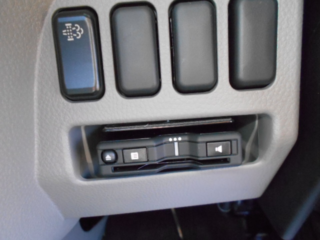 三菱ふそうキャンターセーフティローダー小型（2t・3t）[写真31]