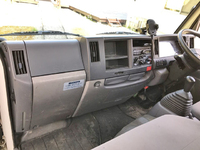 いすゞエルフ平ボディ小型（2t・3t）[写真28]