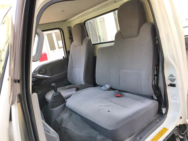 いすゞエルフ平ボディ小型（2t・3t）[写真29]