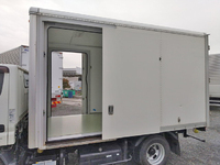 三菱ふそうキャンターアルミバン小型（2t・3t）[写真07]