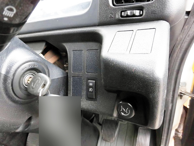 日野レンジャー平ボディ中型（4t）[写真11]