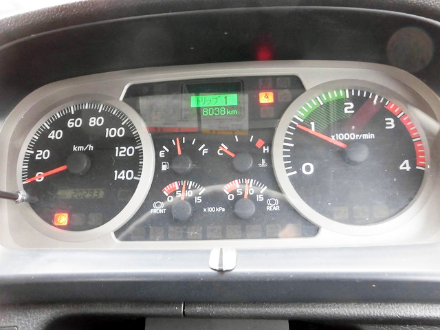 日野レンジャー平ボディ中型（4t）[写真12]