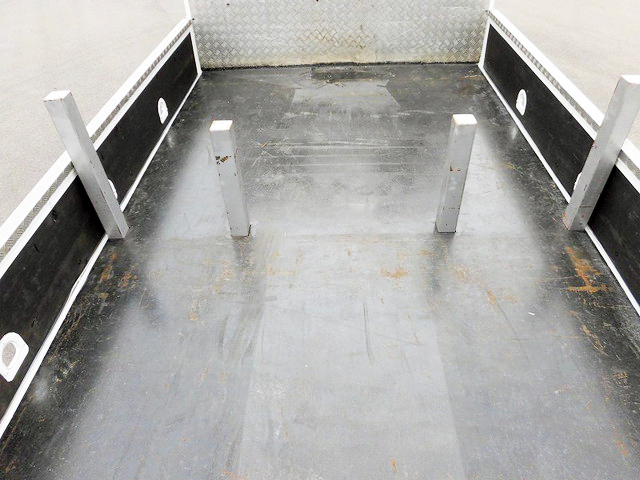 日野レンジャー平ボディ中型（4t）[写真17]