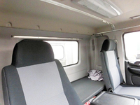 日野レンジャー平ボディ中型（4t）[写真09]