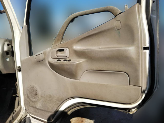 トヨタダイナ平ボディ小型（2t・3t）[写真20]