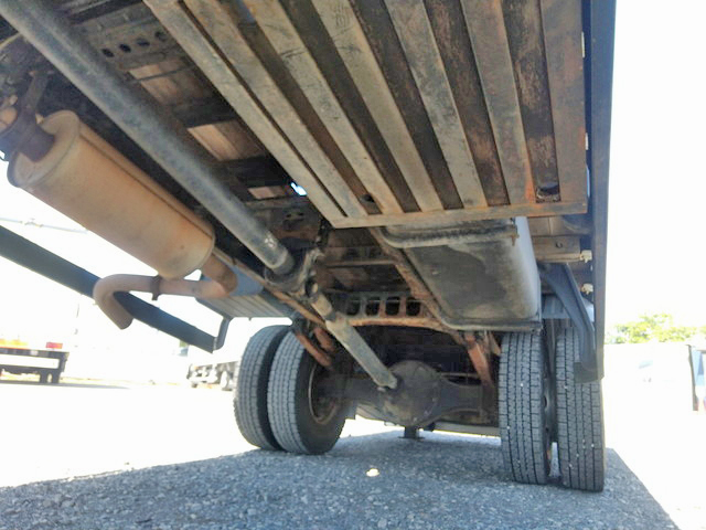 三菱ふそうファイターセルフクレーン3段中型（4t）[写真22]