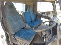 三菱ふそうファイターセルフクレーン3段中型（4t）[写真35]